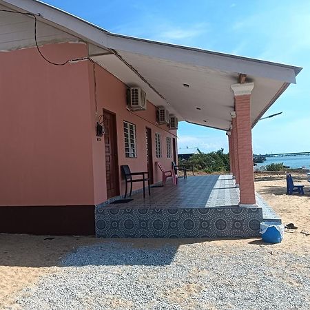 Roomstay Tokbah Demuara Kuala Besut Kampung Kuala Besut Exterior foto