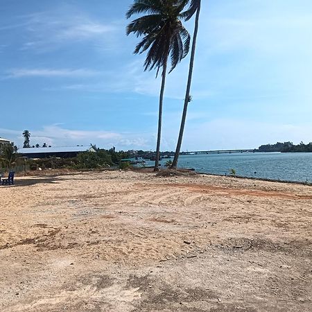 Roomstay Tokbah Demuara Kuala Besut Kampung Kuala Besut Exterior foto
