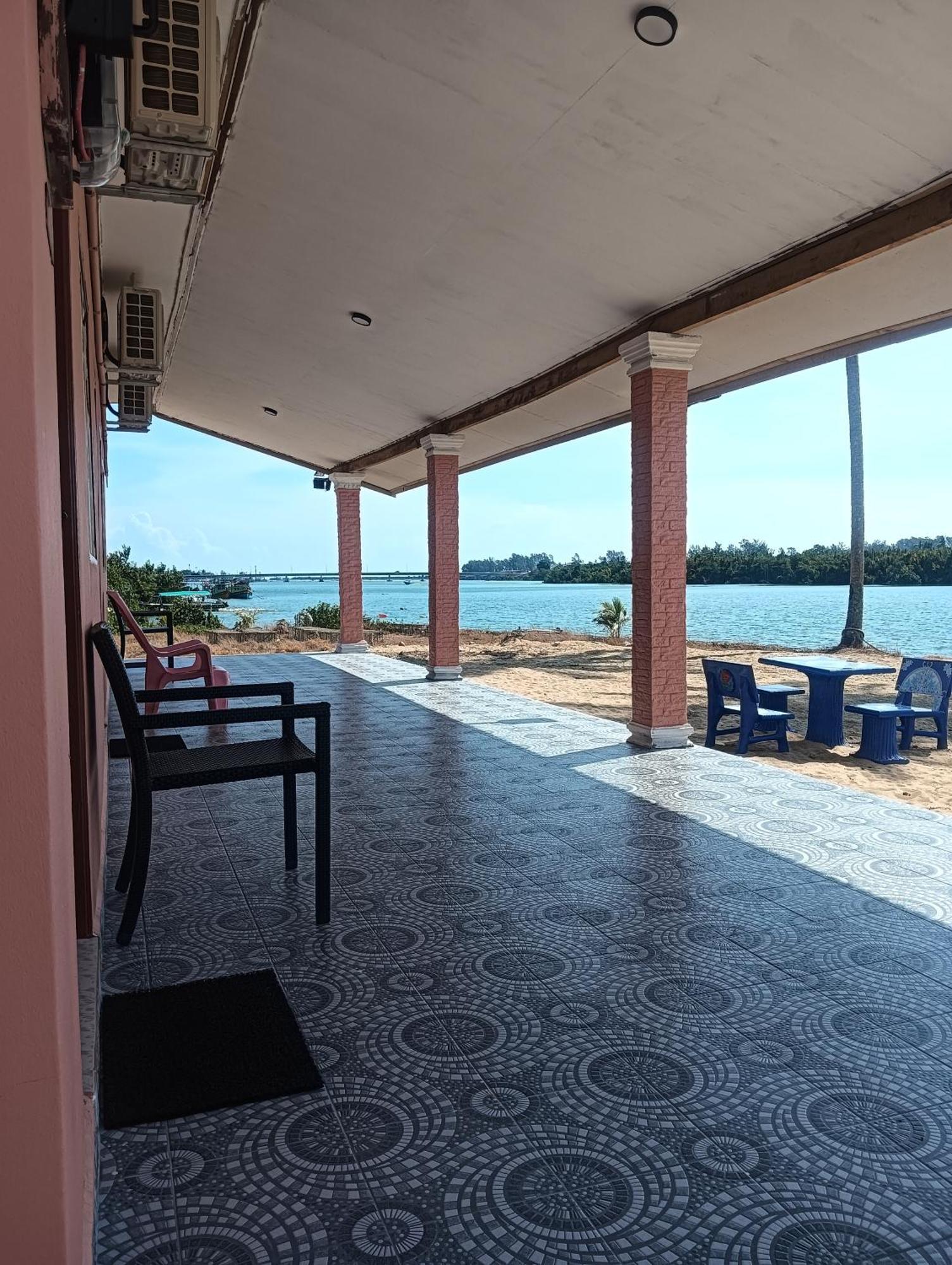 Roomstay Tokbah Demuara Kuala Besut Kampung Kuala Besut Exterior foto