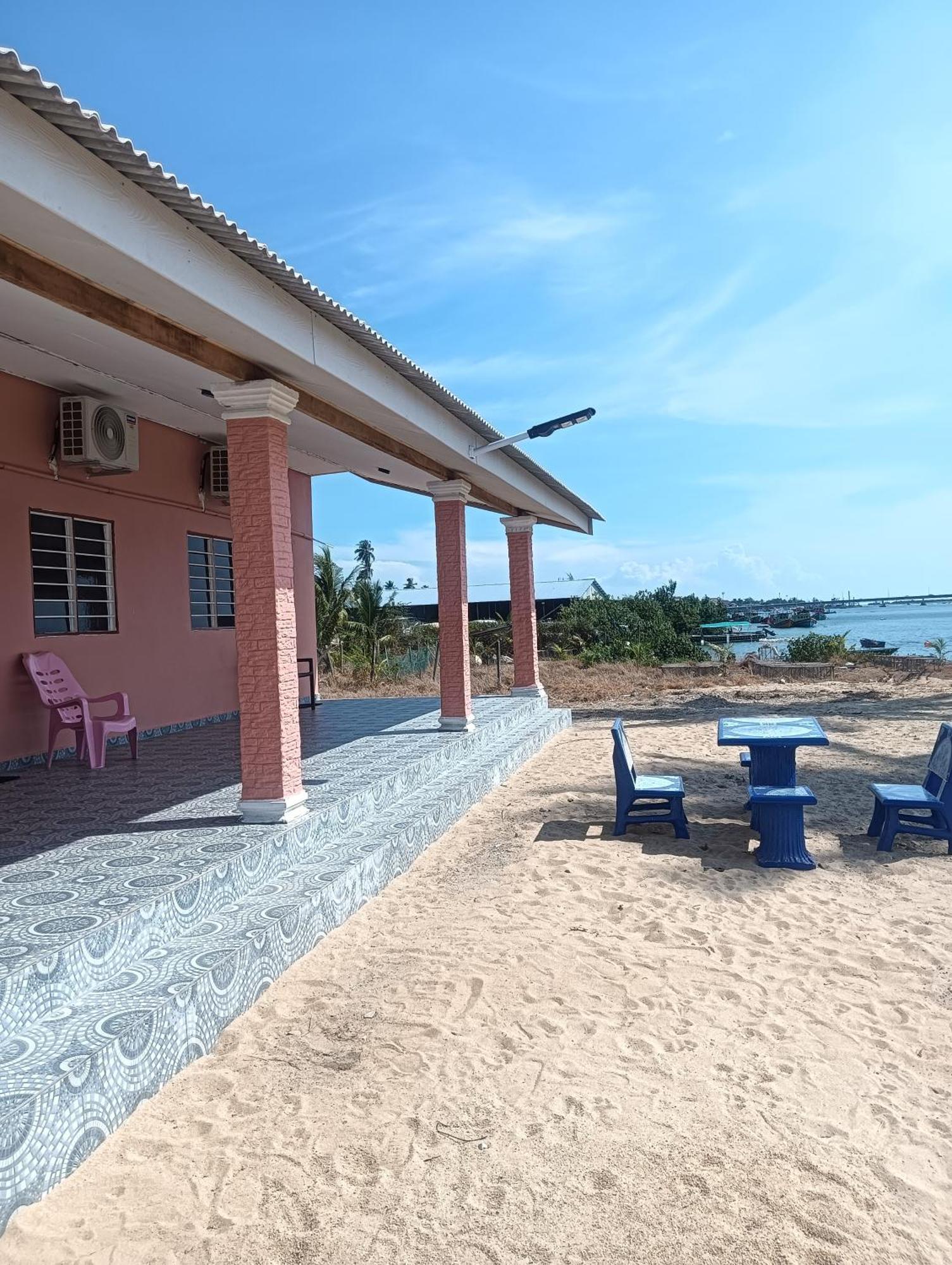 Roomstay Tokbah Demuara Kuala Besut Kampung Kuala Besut Exterior foto