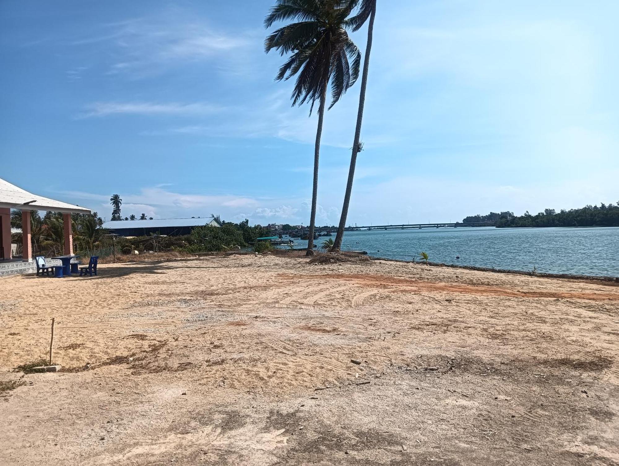 Roomstay Tokbah Demuara Kuala Besut Kampung Kuala Besut Exterior foto